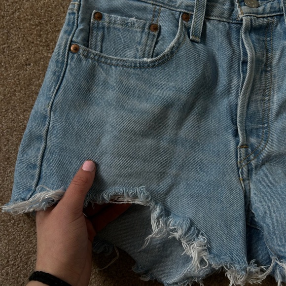 Levis 501 shorts size 26!! - Picture 5 of 5